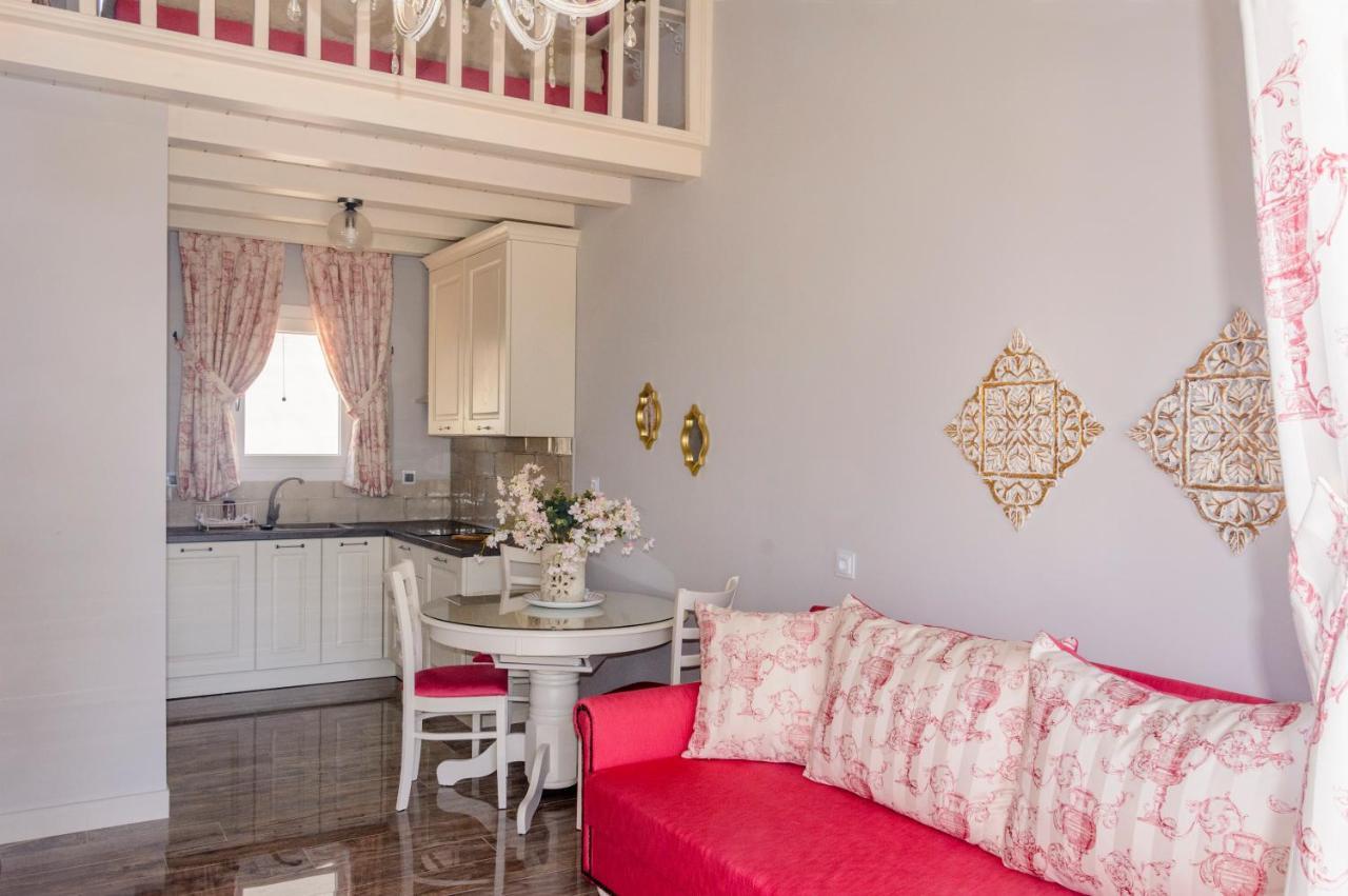Nafsika Suites (Adults Only) Неа-Муданія Екстер'єр фото
