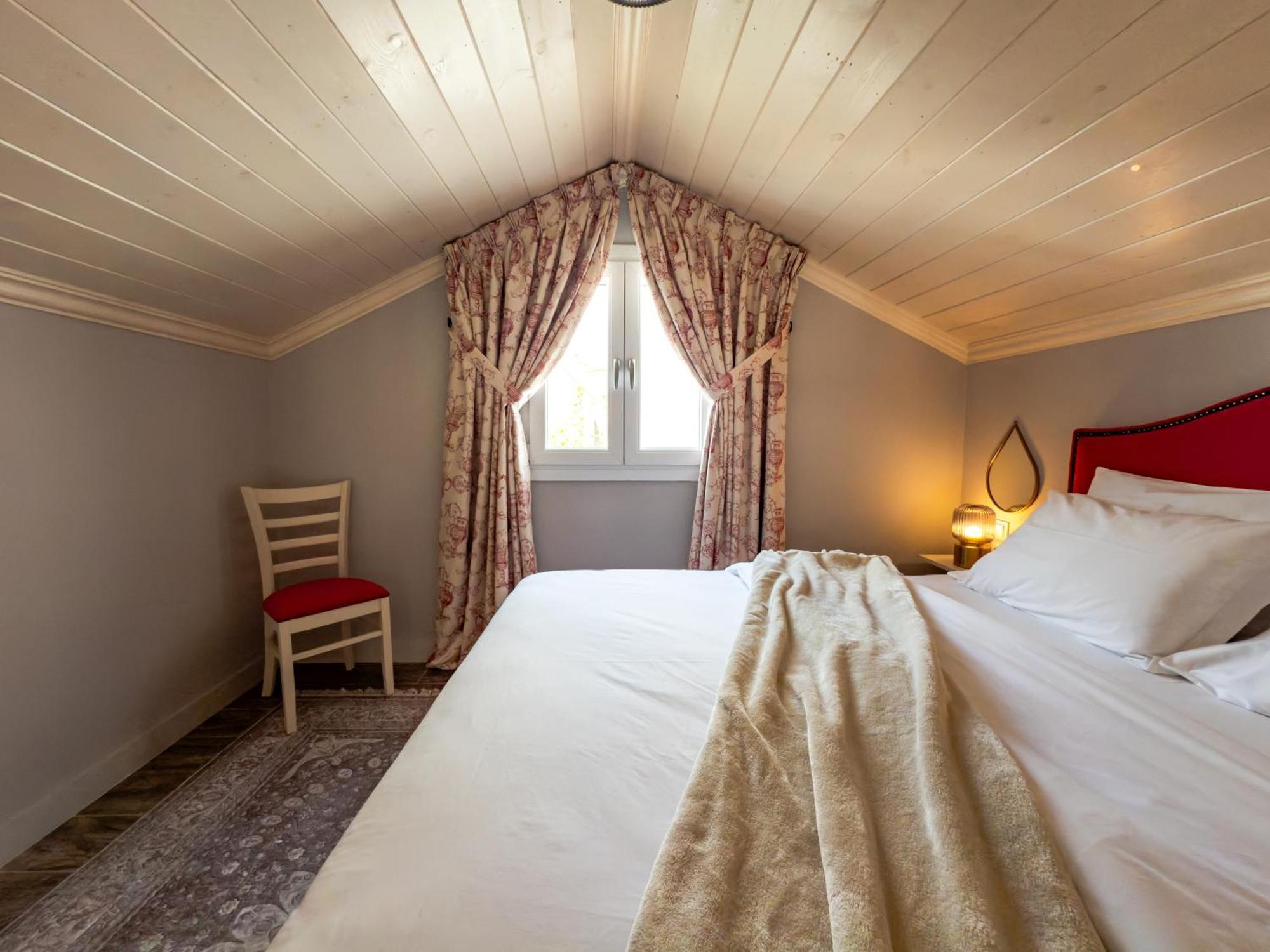 Nafsika Suites (Adults Only) Неа-Муданія Екстер'єр фото